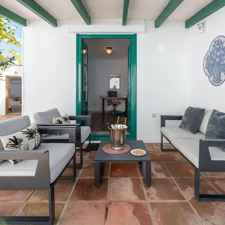 Puerto Banus Dreamed Monelos * Μαρμπέλλα