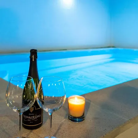 Puerto Banus Dreamed Monelos *