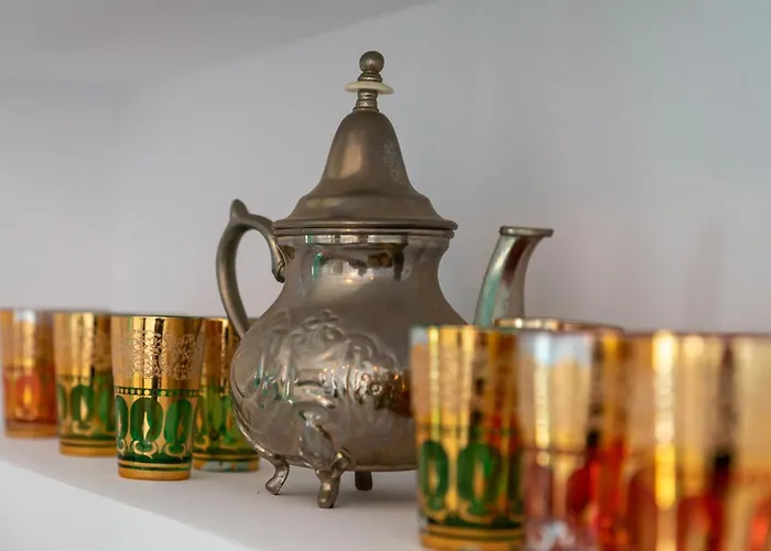 Puerto Banus Dreamed Monelos *