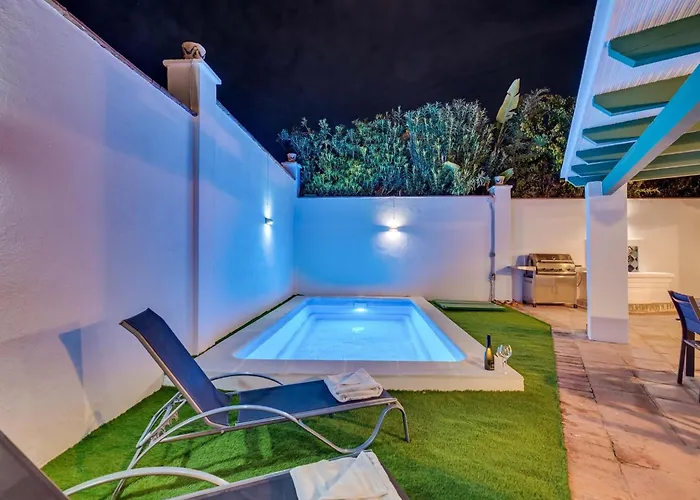 Puerto Banus Dreamed Monelos بيت للعطل *