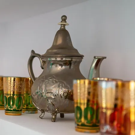 Puerto Banus Dreamed Monelos *