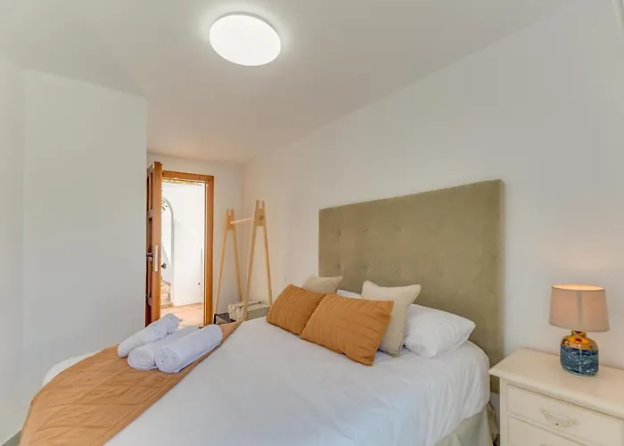 Puerto Banus Dreamed Monelos * 마르베야